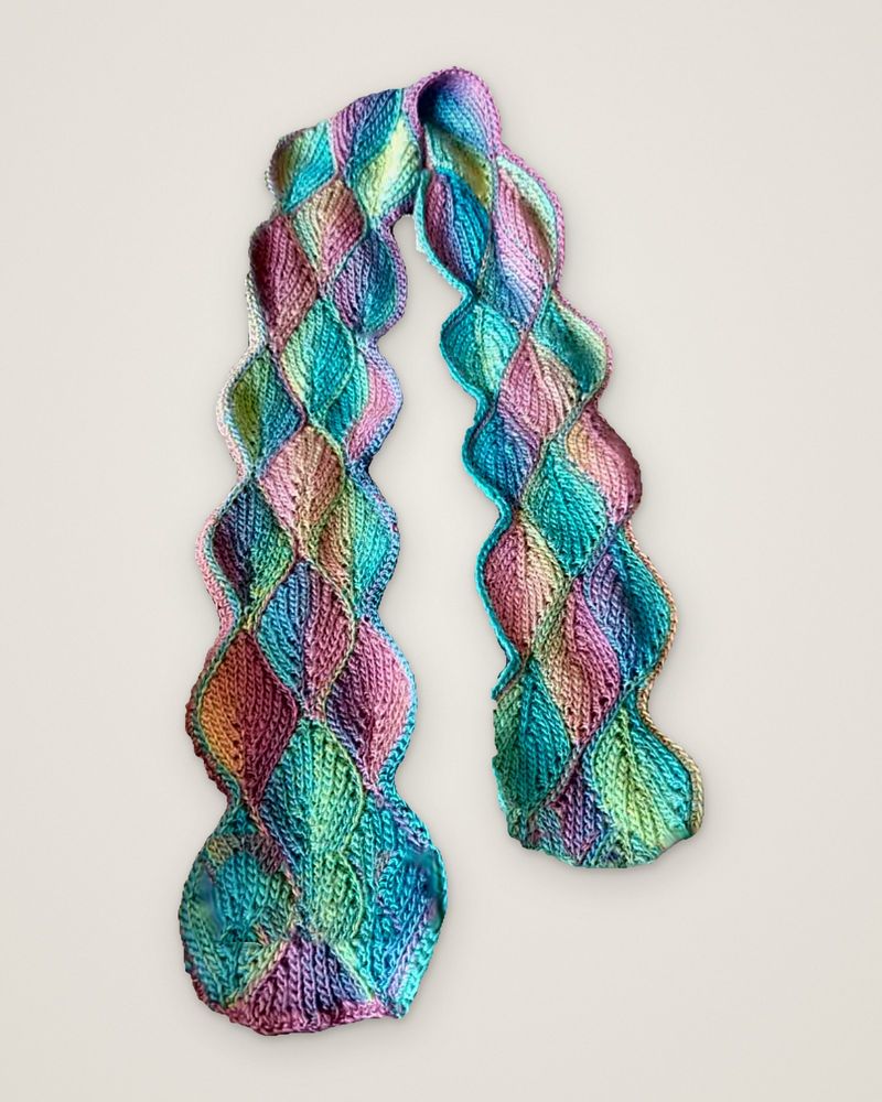 Candied wave scarf, full scarf